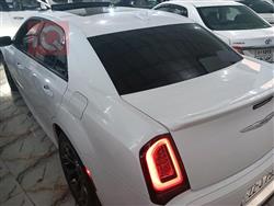 کرایسلەر 300